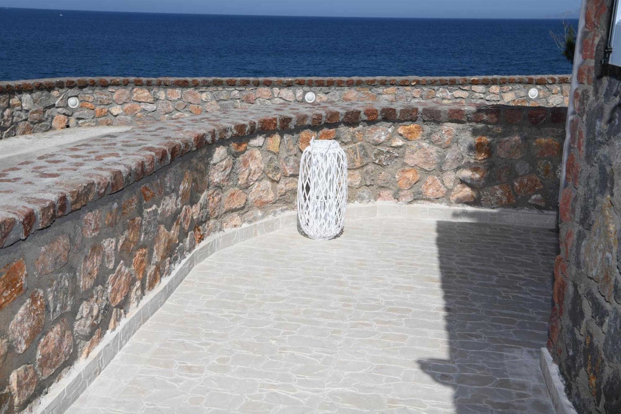 Starlight Luxury Seaside Villa & Suites Imerovigli  Exteriér fotografie
