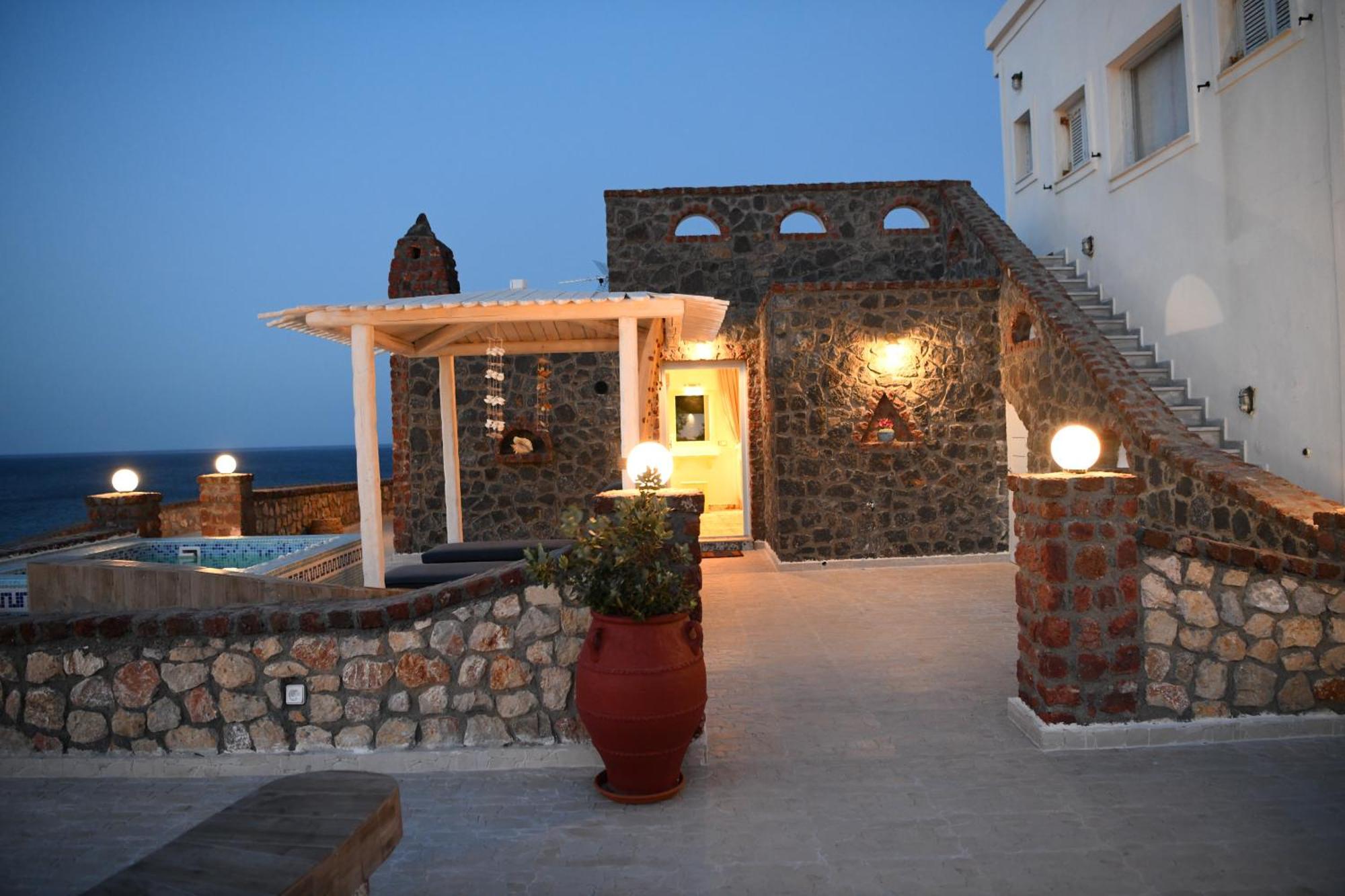 Starlight Luxury Seaside Villa & Suites Imerovigli  Exteriér fotografie