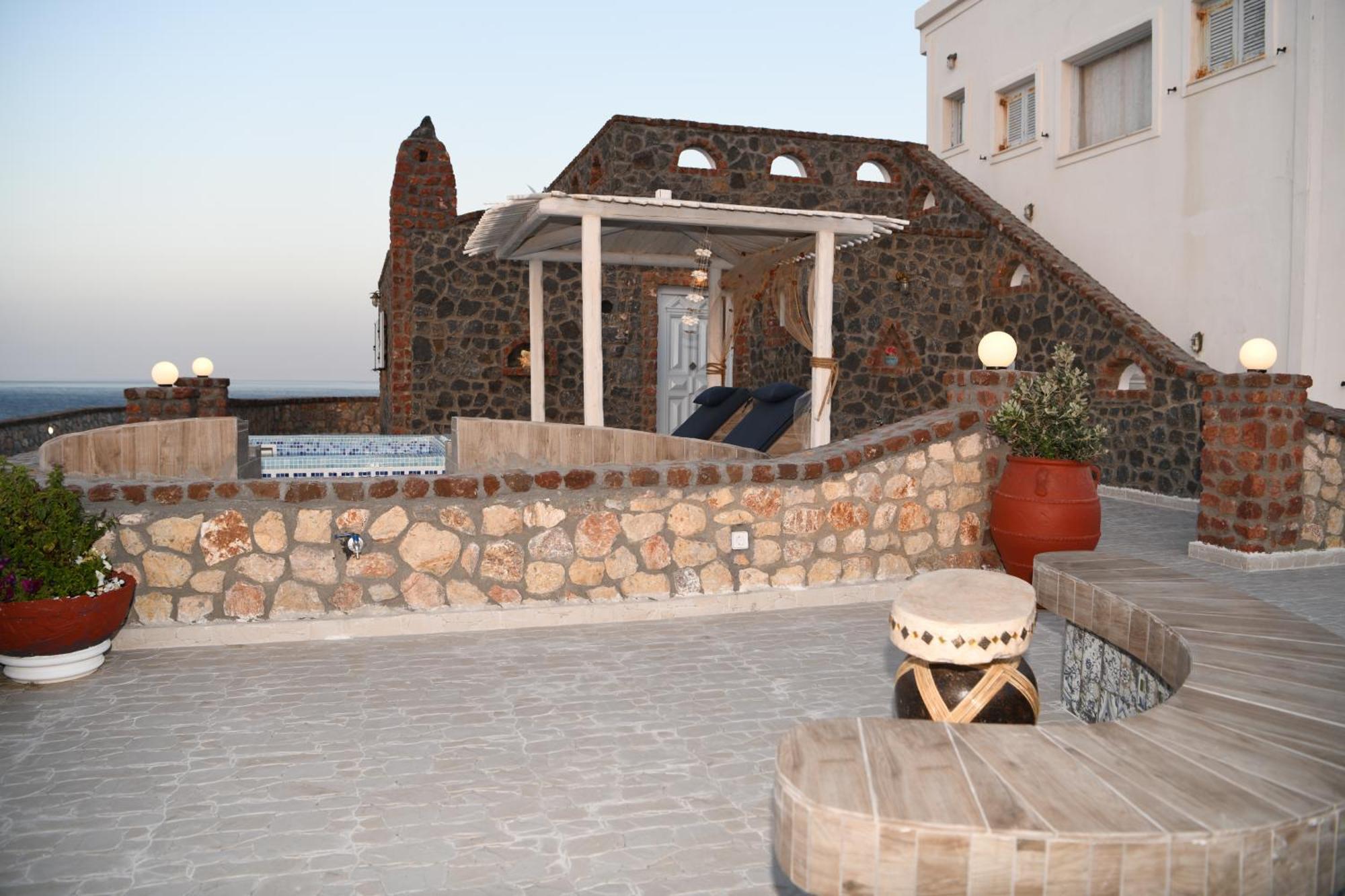 Starlight Luxury Seaside Villa & Suites Imerovigli  Exteriér fotografie