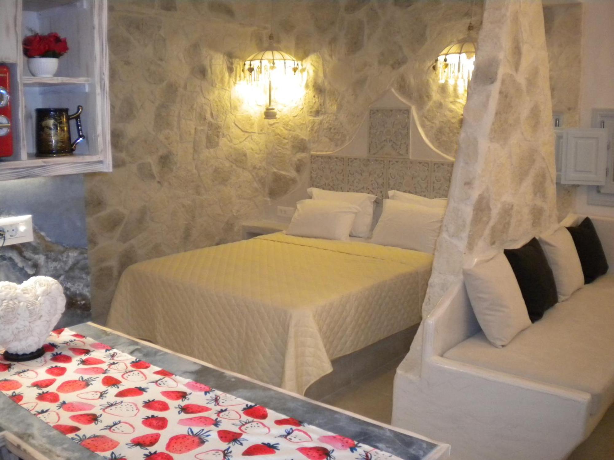 Starlight Luxury Seaside Villa & Suites Imerovigli  Exteriér fotografie